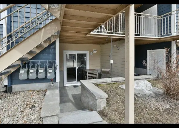 400 Allée des Cimes #1, Mont-tremblant, QC J8E0B3