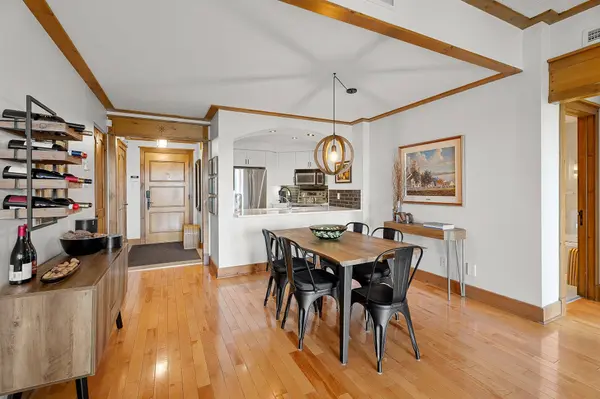 170 Ch. des Sous-Bois #6, Mont-tremblant, QC J8E3M1