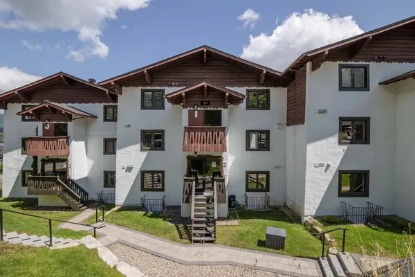 211 Ch. de Lac-Tremblant-Nord #488, Mont-tremblant, QC J8E1T1