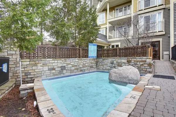 150 Ch. du Curé-Deslauriers #403, Mont-tremblant, QC J8E1T1