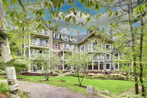 150 Ch. du Curé-Deslauriers #403, Mont-tremblant, QC J8E1T1