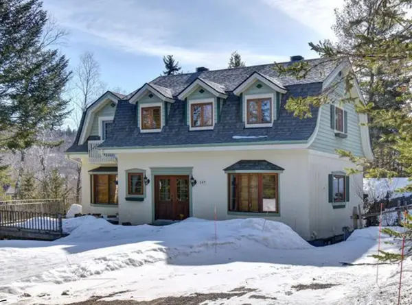 247 Ch. des Cerfs, Mont-tremblant, QC J8E1T1