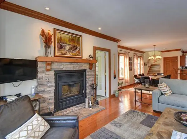 247 Ch. des Cerfs, Mont-tremblant, QC J8E1T1