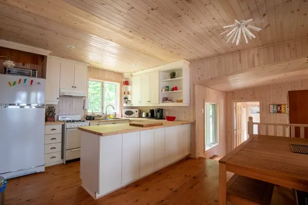 2916 -2918 Rive du Lac-Tremblant, Lac-tremblant-nord, QC J8E1B3