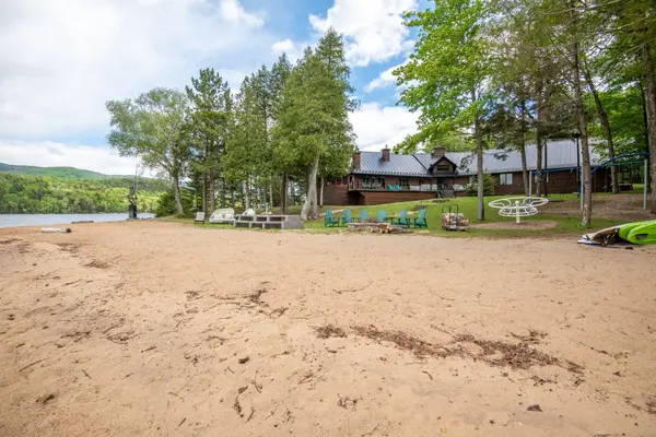 3028 Rive du Lac-Tremblant, Lac-tremblant-nord, QC J8E1B3