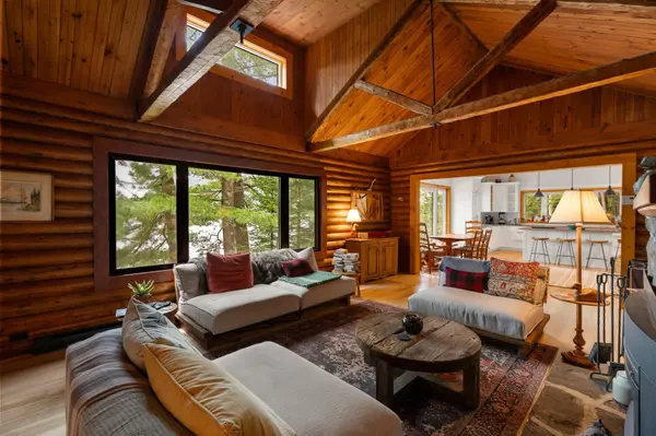 8340 Rive du Lac-Tremblant, Lac-tremblant-nord, QC J8E1B3