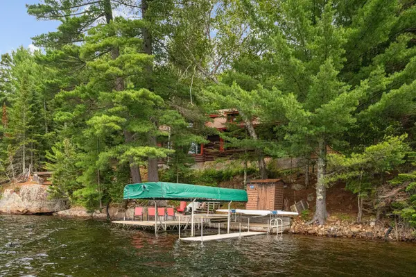 8340 Rive du Lac-Tremblant, Lac-tremblant-nord, QC J8E1B3