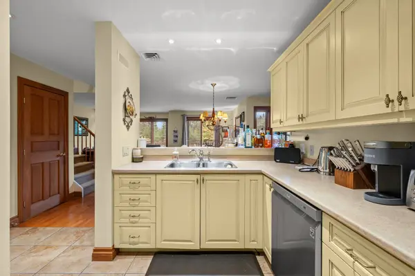330 Allée du Sanctuaire, Mont-tremblant, QC J8E3L3