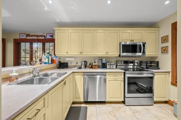 330 Allée du Sanctuaire, Mont-tremblant, QC J8E3L3