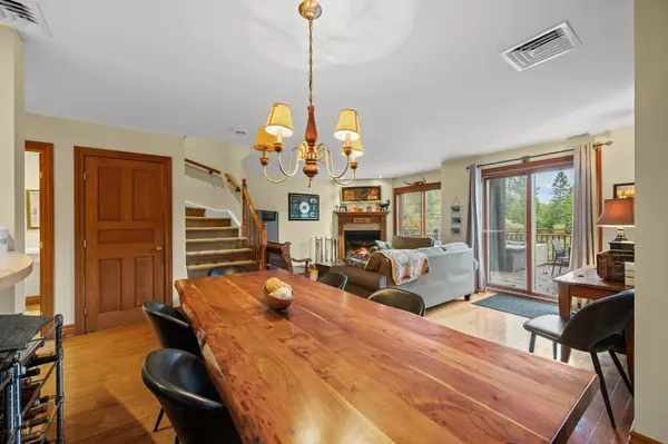 330 Allée du Sanctuaire, Mont-tremblant, QC J8E3L3