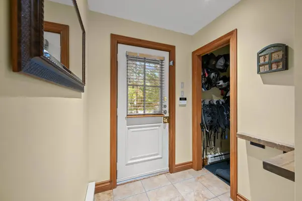 330 Allée du Sanctuaire, Mont-tremblant, QC J8E3L3