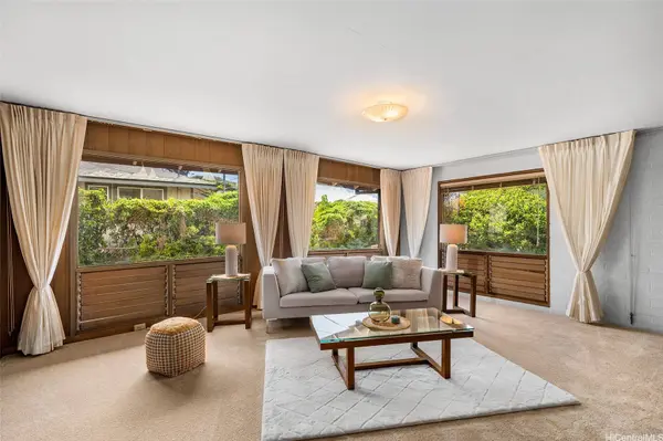 1319 16th AVE, Honolulu, HI 96816
