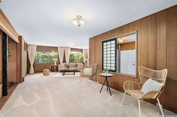 1319 16th AVE, Honolulu, HI 96816