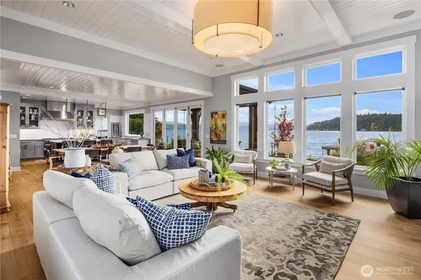 3123 E Lake Sammamish Pkwy NE, Sammamish, WA 98074