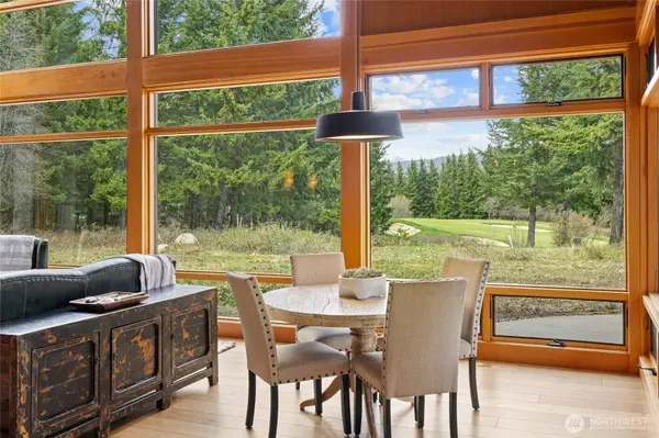 250 Leaden Queen LN, Cle Elum, WA 98922
