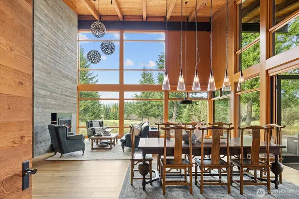 250 Leaden Queen LN, Cle Elum, WA 98922