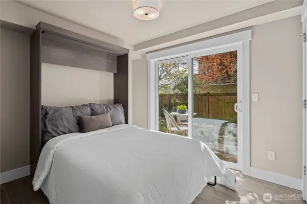 5015 A 8th AVE NW, Seattle, WA 98107