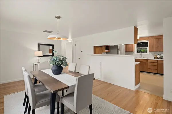 161 SW 185th ST, Normandy Park, WA 98166