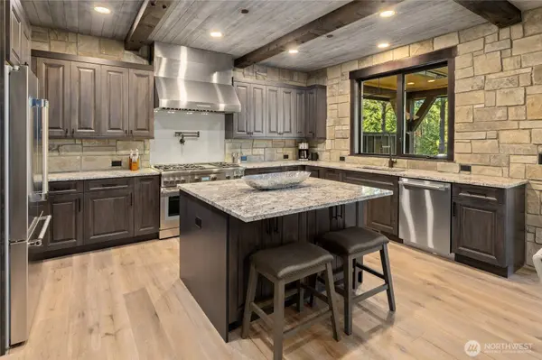 1051 Southern Star LN, Cle Elum, WA 98922