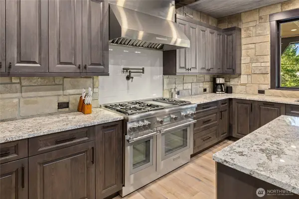 1051 Southern Star LN, Cle Elum, WA 98922