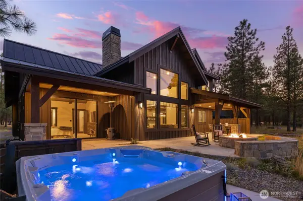 1051 Southern Star LN, Cle Elum, WA 98922