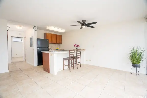 1414 Alexander ST #802, Honolulu, HI 96822