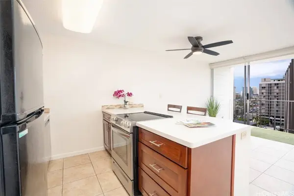1414 Alexander ST #802, Honolulu, HI 96822