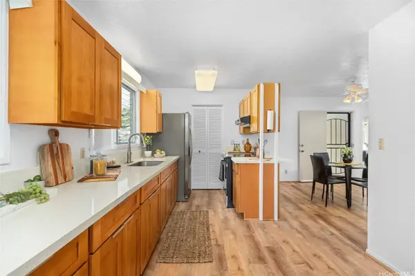 47-541 Hui Iwa ST, Kaneohe, HI 96744