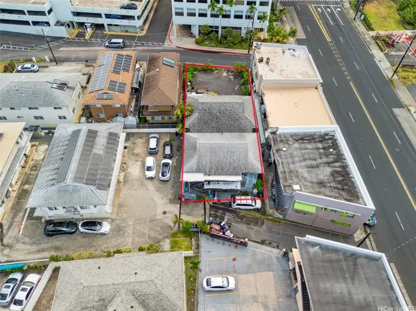 507 Hiram LN, Honolulu, HI 96817