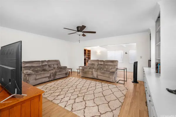 356 Opihikao PL #542, Honolulu, HI 96825