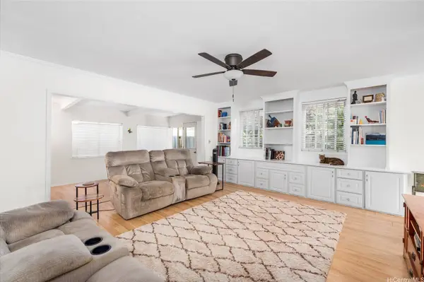 356 Opihikao PL #542, Honolulu, HI 96825
