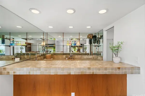 98-653 Papalealii ST, Aiea, HI 96701