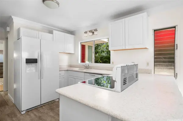 356 Opihikao PL #542, Honolulu, HI 96825