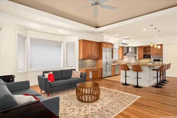 626 W Hind DR, Honolulu, HI 96821