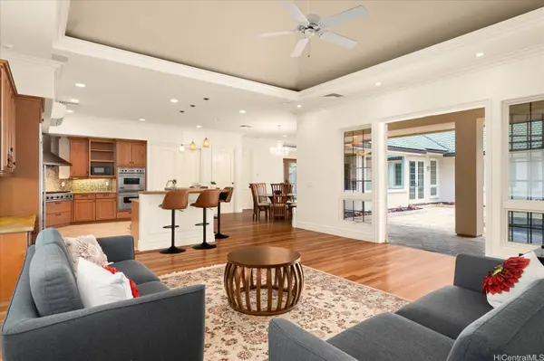 626 W Hind DR, Honolulu, HI 96821