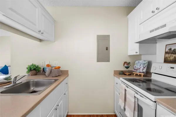 94-1404 Polani ST #29S, Waipahu, HI 96797