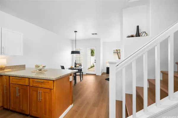 91-1039 Kaimalie ST #2M2, Ewa Beach, HI 96706
