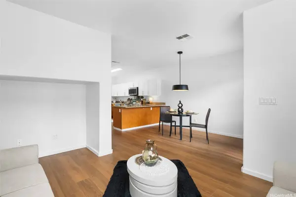 91-1039 Kaimalie ST #2M2, Ewa Beach, HI 96706