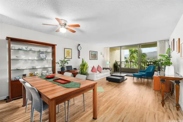 500 Lunalilo Home RD #26L, Honolulu, HI 96825