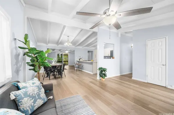 99-633 Hulumanu ST, Aiea, HI 96701