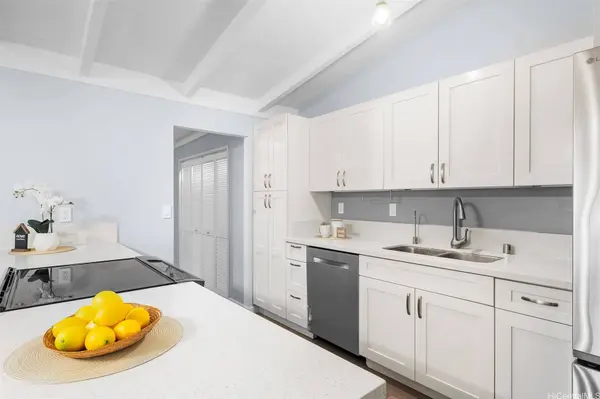 99-633 Hulumanu ST, Aiea, HI 96701