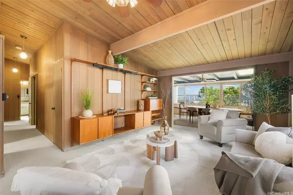 1820 Hookoe ST, Pearl City, HI 96782