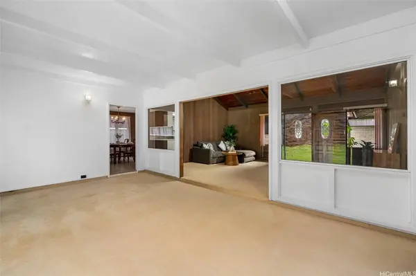 4758 Likini ST, Honolulu, HI 96818