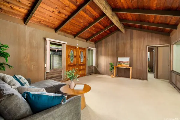 4758 Likini ST, Honolulu, HI 96818
