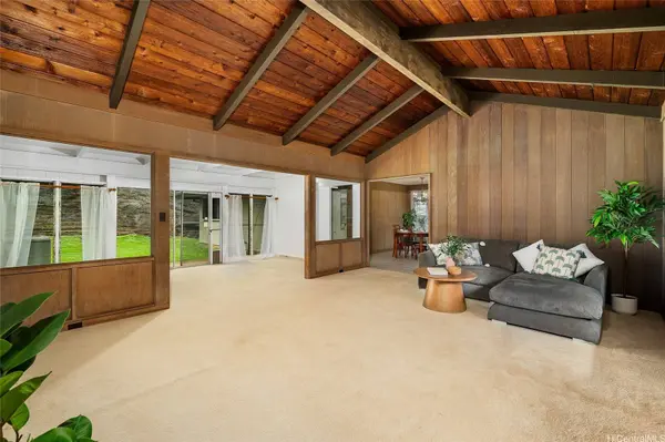 4758 Likini ST, Honolulu, HI 96818