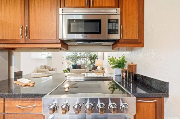 4185 Keanu ST #34, Honolulu, HI 96816