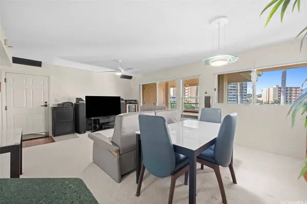 1070 Ala Napunani ST #401, Honolulu, HI 96818