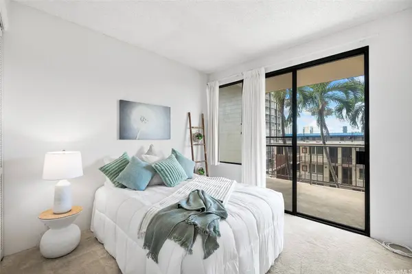 1561 Pensacola ST #405, Honolulu, HI 96822
