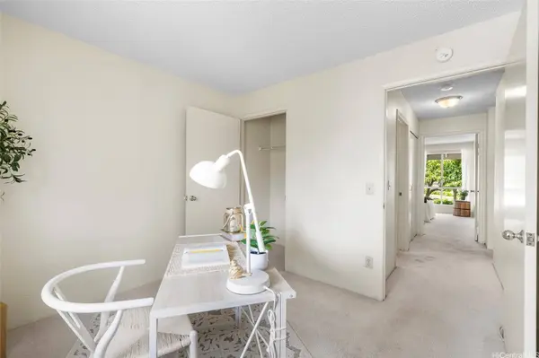 94-211 Paioa PL #K203, Waipahu, HI 96797