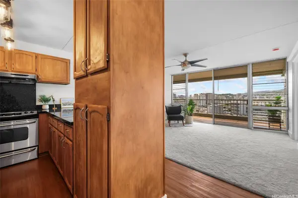 2522 Date ST #1803, Honolulu, HI 96826